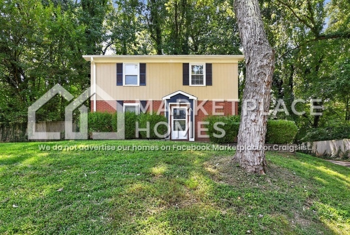 Primary Photo - 427 Whispering Pines Dr