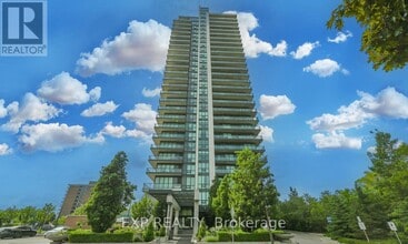 Building Photo - 100 John St