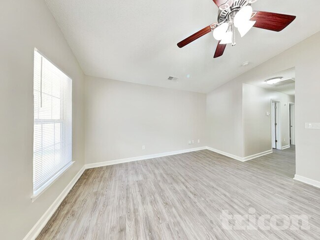 Building Photo - 1027 Alston Hill Dr