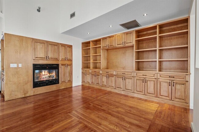 Foto del edificio - 511 W Polk St