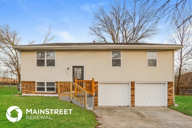 Building Photo - 1108 Golfview Dr