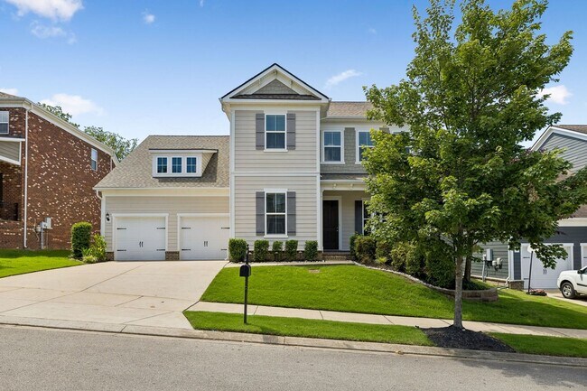 Foto del edificio - Available now in highly desirable Amelia Park! Beautifully maintained 5-bedroom, 3.5-bath home
