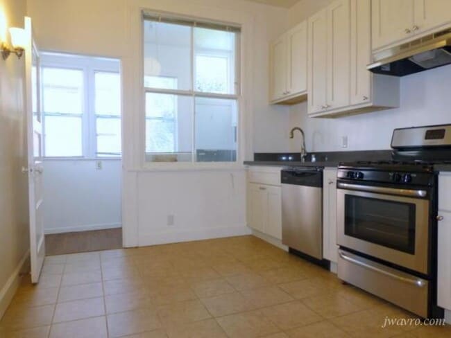 Building Photo - 2 bedroom in San Francisco CA 94109