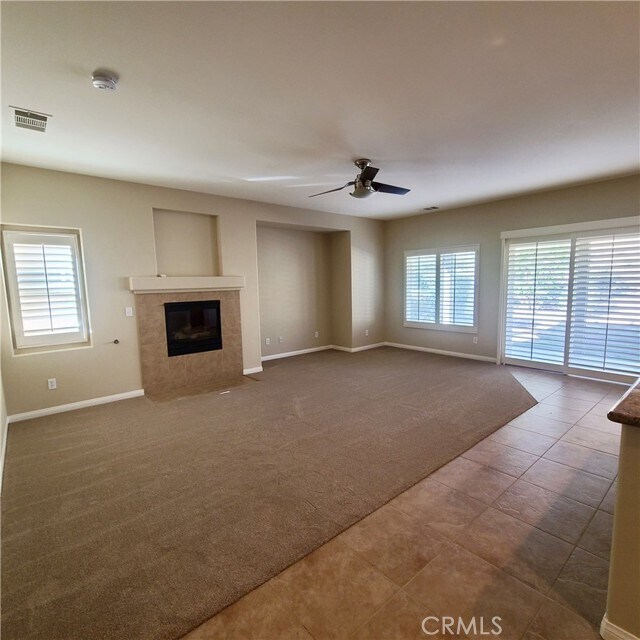 Foto del edificio - 9023 Silver Star Ave