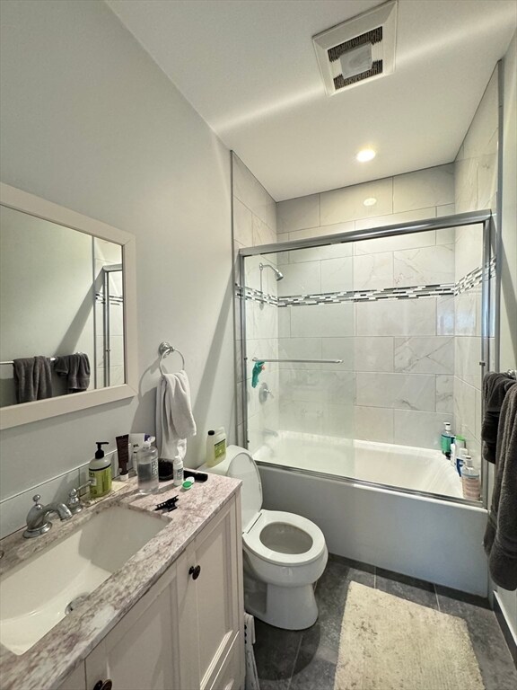 Foto del edificio - 387 W Broadway