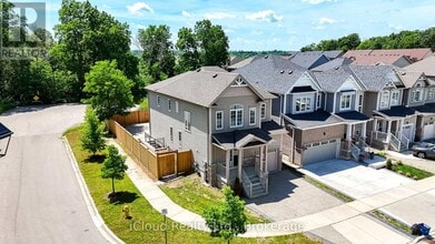 Building Photo - 24 Plumridge Cres