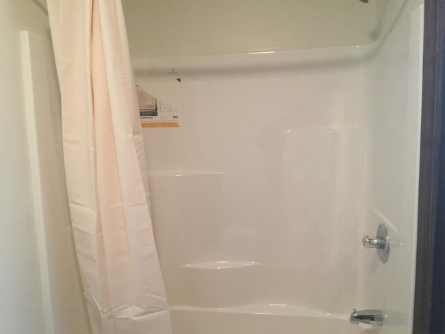 Foto del edificio - 6153 Eau Claire St