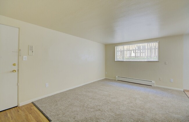 Foto del edificio - 4720 E 8th Ave