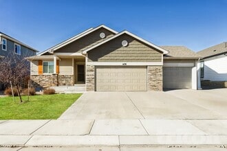 Building Photo - 6138 Popper Dr