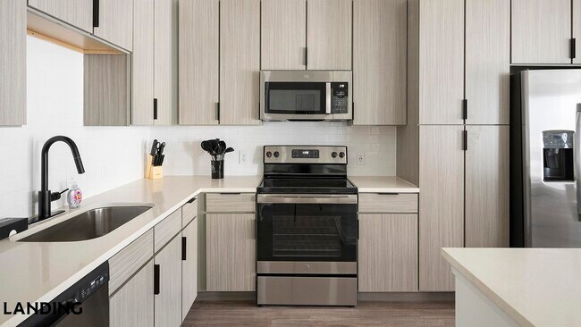 Building Photo - 13450 Perdido Key Dr