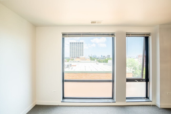 Foto del edificio - 3622 S State St
