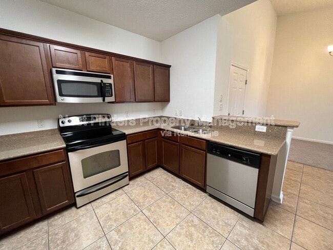 Building Photo - 4908 Key Lime Dr