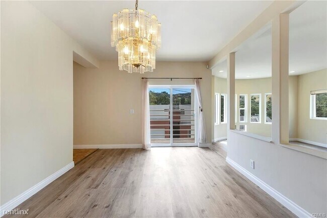 Foto del edificio - 3 br, 3.5 bath House - 4324 Saltillo St