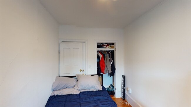 Building Photo - 8 Brimmer St