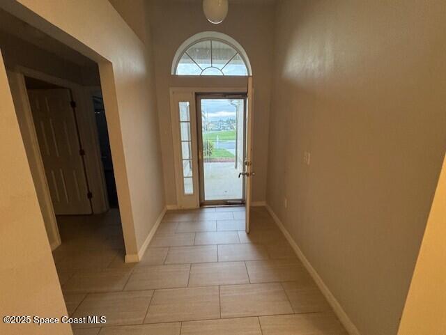 Building Photo - 8517 Ivanhoe Dr