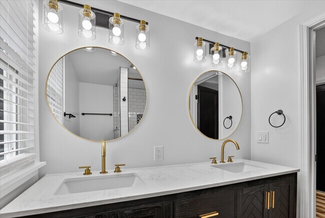 Building Photo - 509 McDonald St