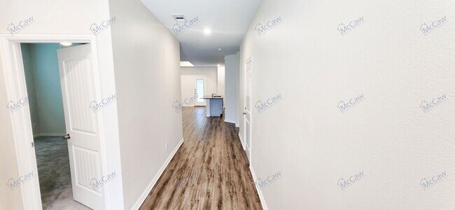 Building Photo - 1814 Langford St