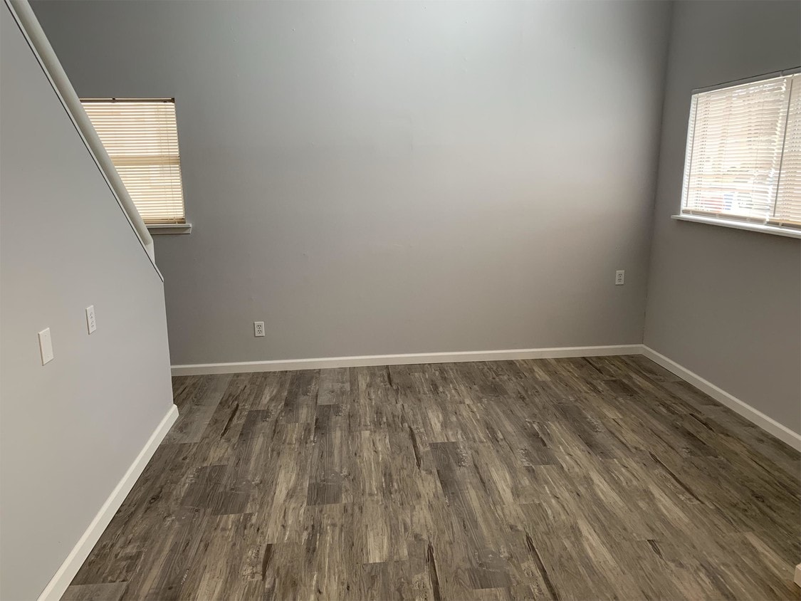Foto principal - 826 Kentucky St