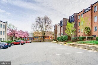 Building Photo - 5009 7th Rd S