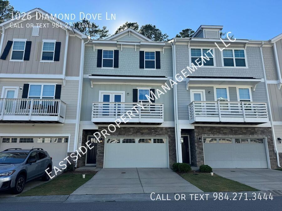 Foto principal - 1026 Diamond Dove Ln
