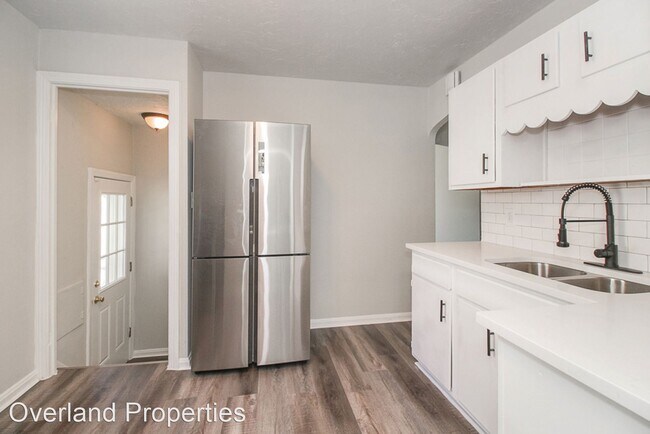 Building Photo - 3 br, 1 bath House - 26470 Zeman Ave