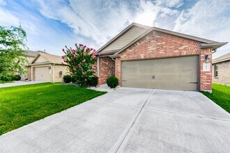 Building Photo - 3027 Dripping Springs Ct