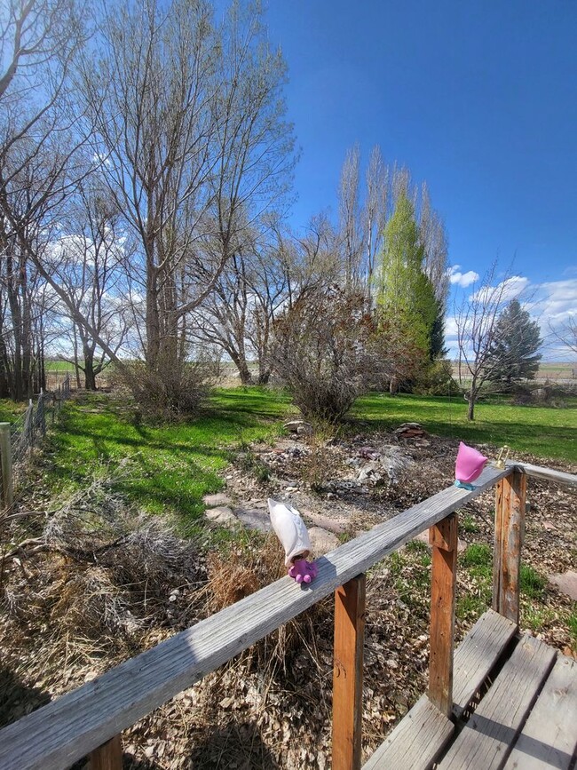 Building Photo - Home in Riverton