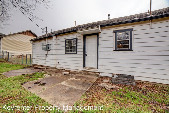 Building Photo - 3 br, 2 bath House - 1418 N Delaware Ave