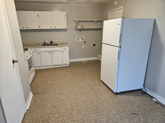 Building Photo - 506 Orchid Dr