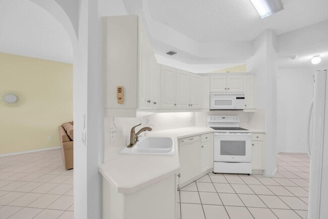 Photo - 10172 Andover Coach Cir House