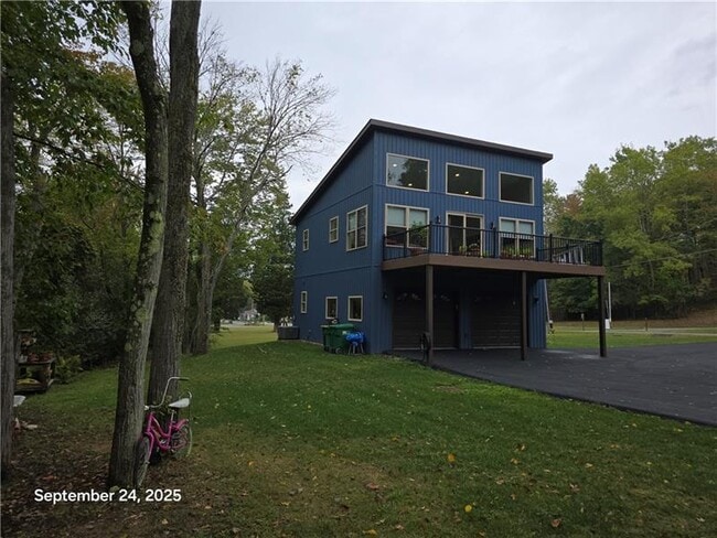 Building Photo - 416 S Eberhart Rd