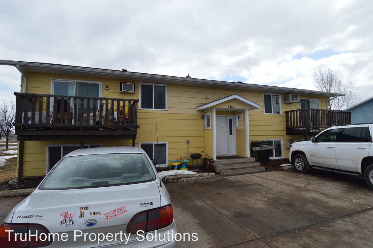Primary Photo - 4811 7th Ave N