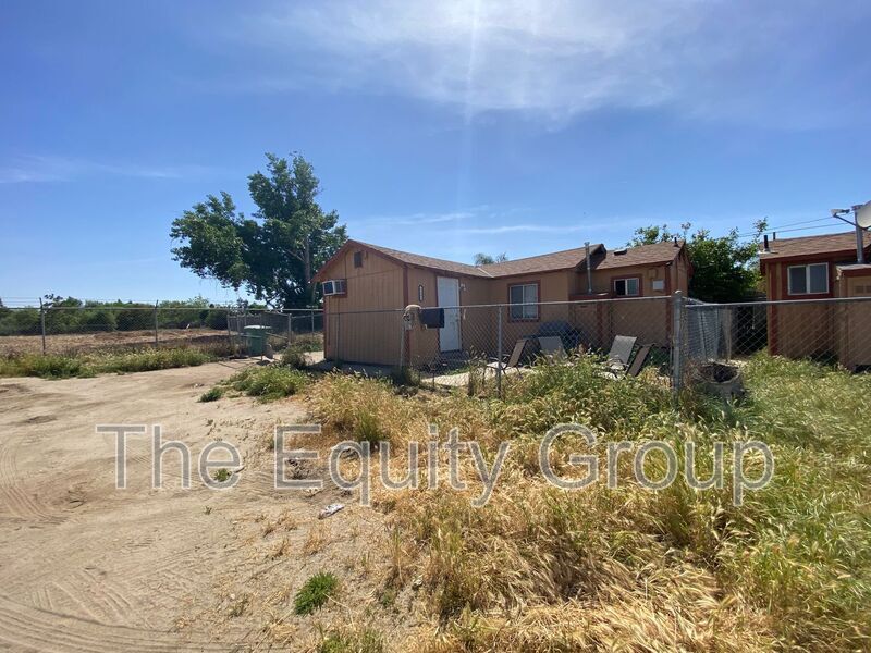 Foto principal - 717 W Date Ave