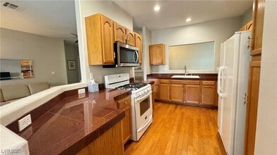 Building Photo - 8720 Red Brook Dr