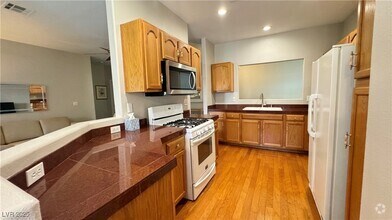 Building Photo - 8720 Red Brook Dr