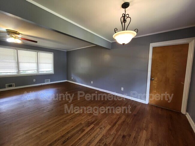 Building Photo - 2759 Ellenwood Cir
