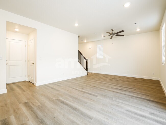 Building Photo - 6433 Intuition Ln