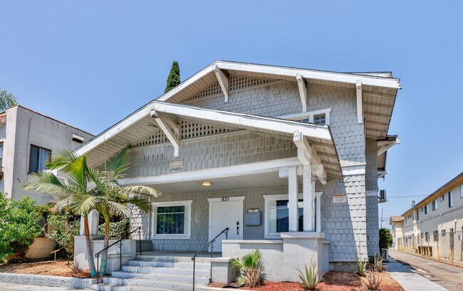 Foto del edificio - 821 Chestnut Ave