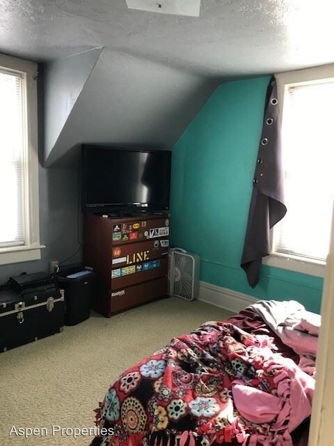 Foto del edificio - 411 N Tracy Ave