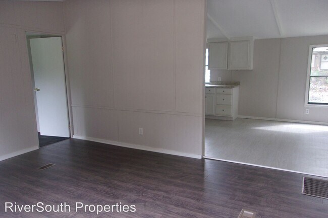 Building Photo - 929 AL-165