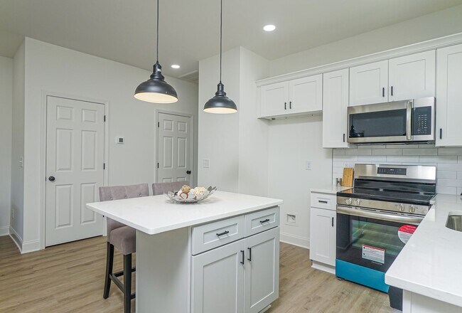 Foto del edificio - Brand new Duet Style Townhome in Charlotte!