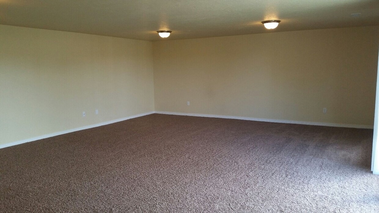 Primary Photo - Cute Boise Townhouse