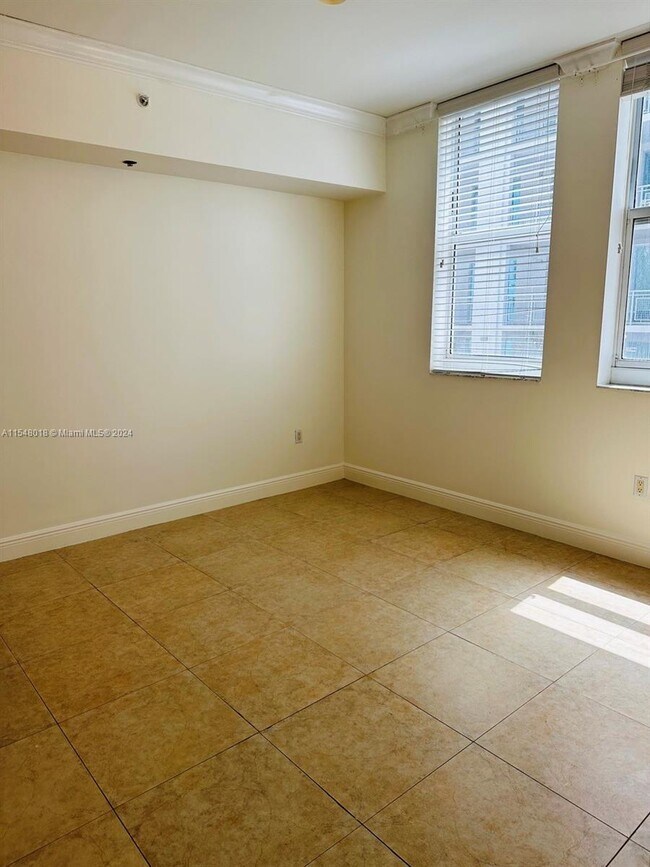Building Photo - 4100 Salzedo St