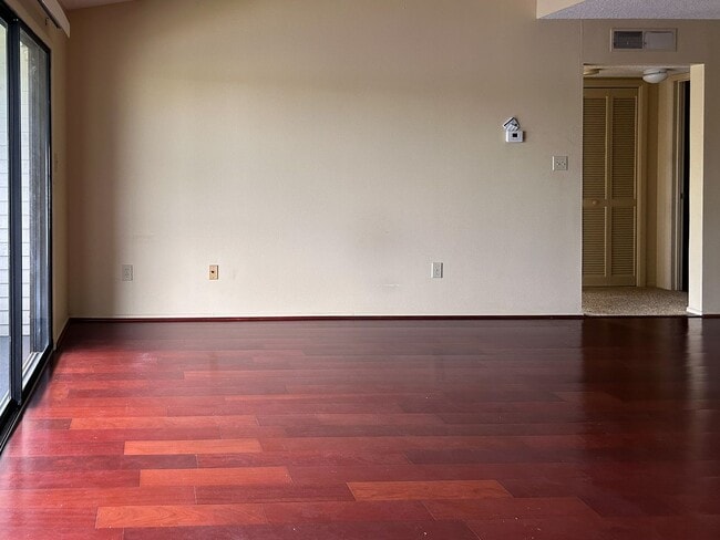 Foto del edificio - 1/1 Millennium Cove