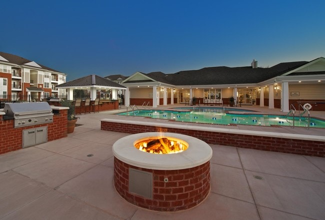 Building Photo - Meadowood