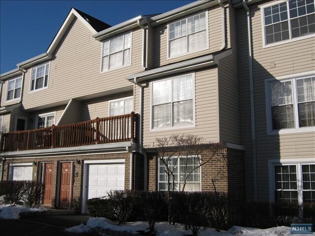 Building Photo - 963 Westgate Dr