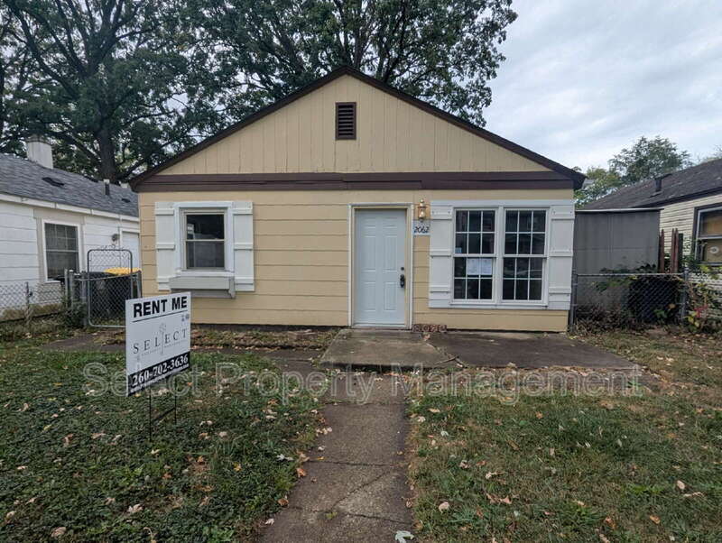 Primary Photo - 2062 Pauline St