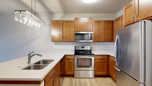 Kitchen - Howard Commons and Howard Lofts