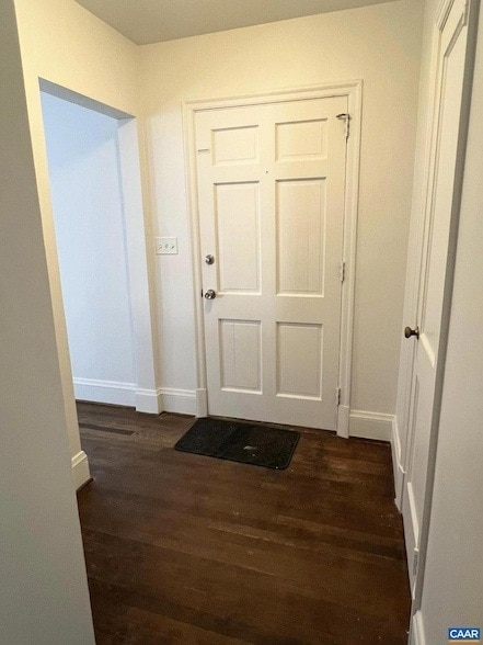 Foto del edificio - 1545 Rugby Ave