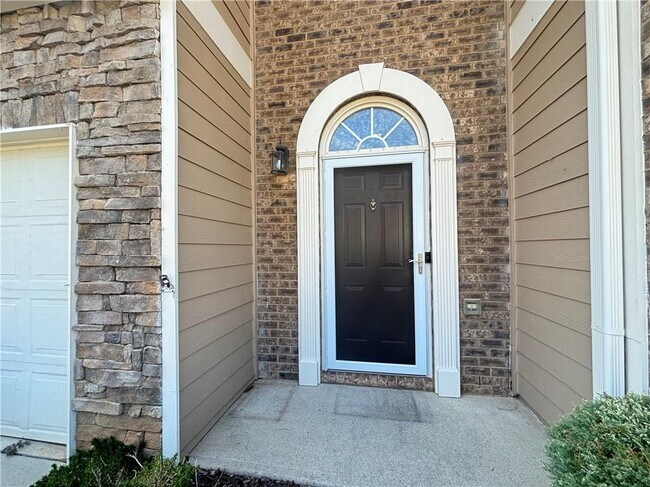 Building Photo - 6459 Topside Ave